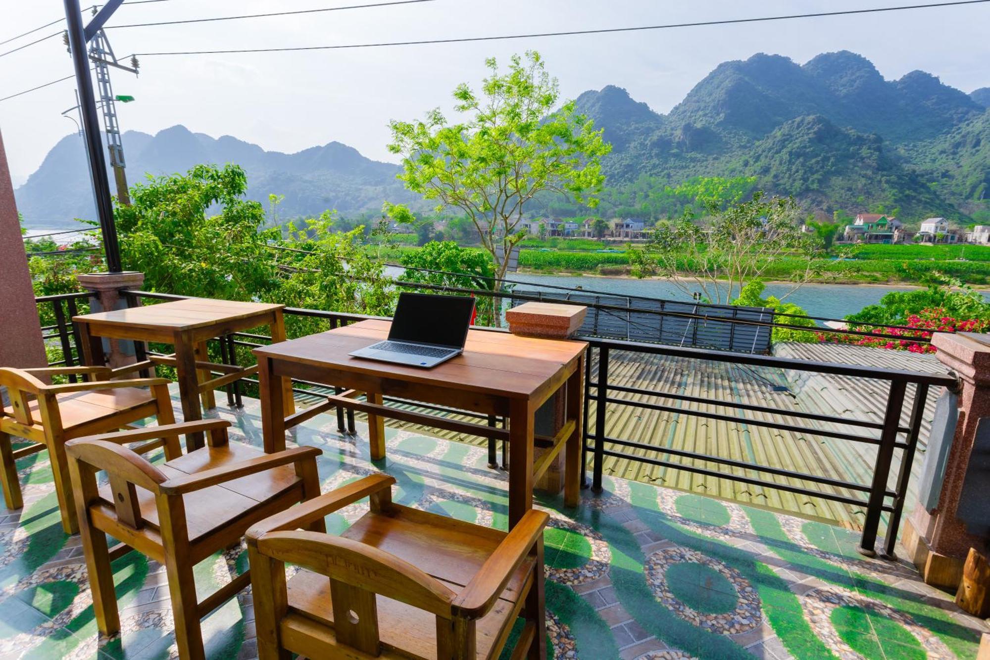 Son River Homestay Phong Nha Eksteriør billede