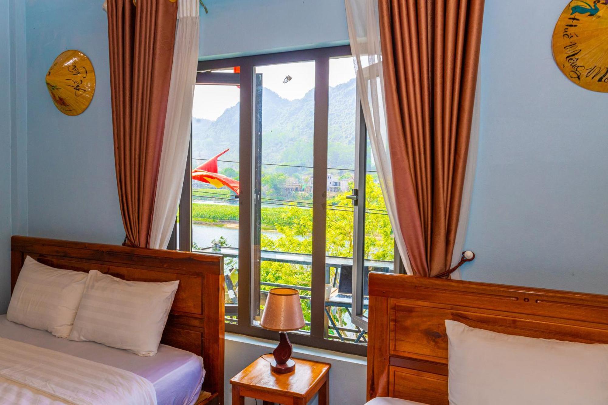 Son River Homestay Phong Nha Eksteriør billede