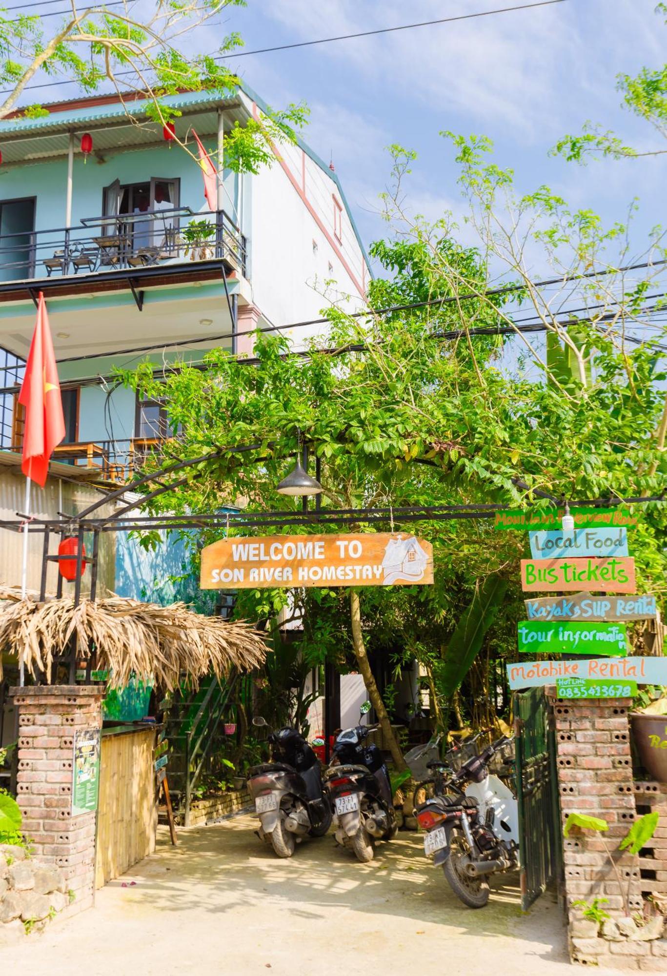Son River Homestay Phong Nha Eksteriør billede