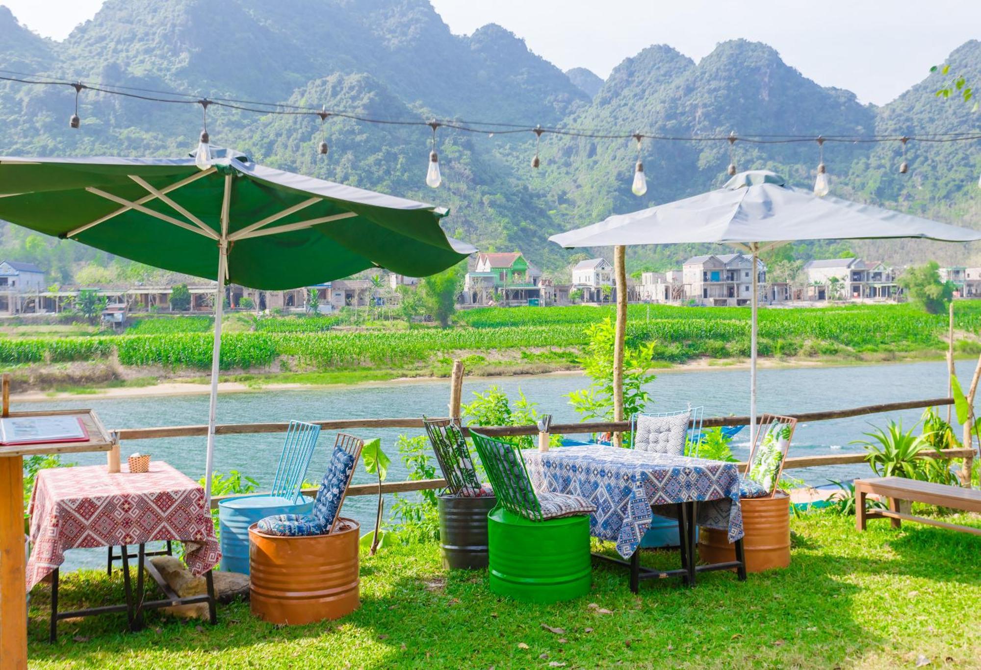 Son River Homestay Phong Nha Eksteriør billede