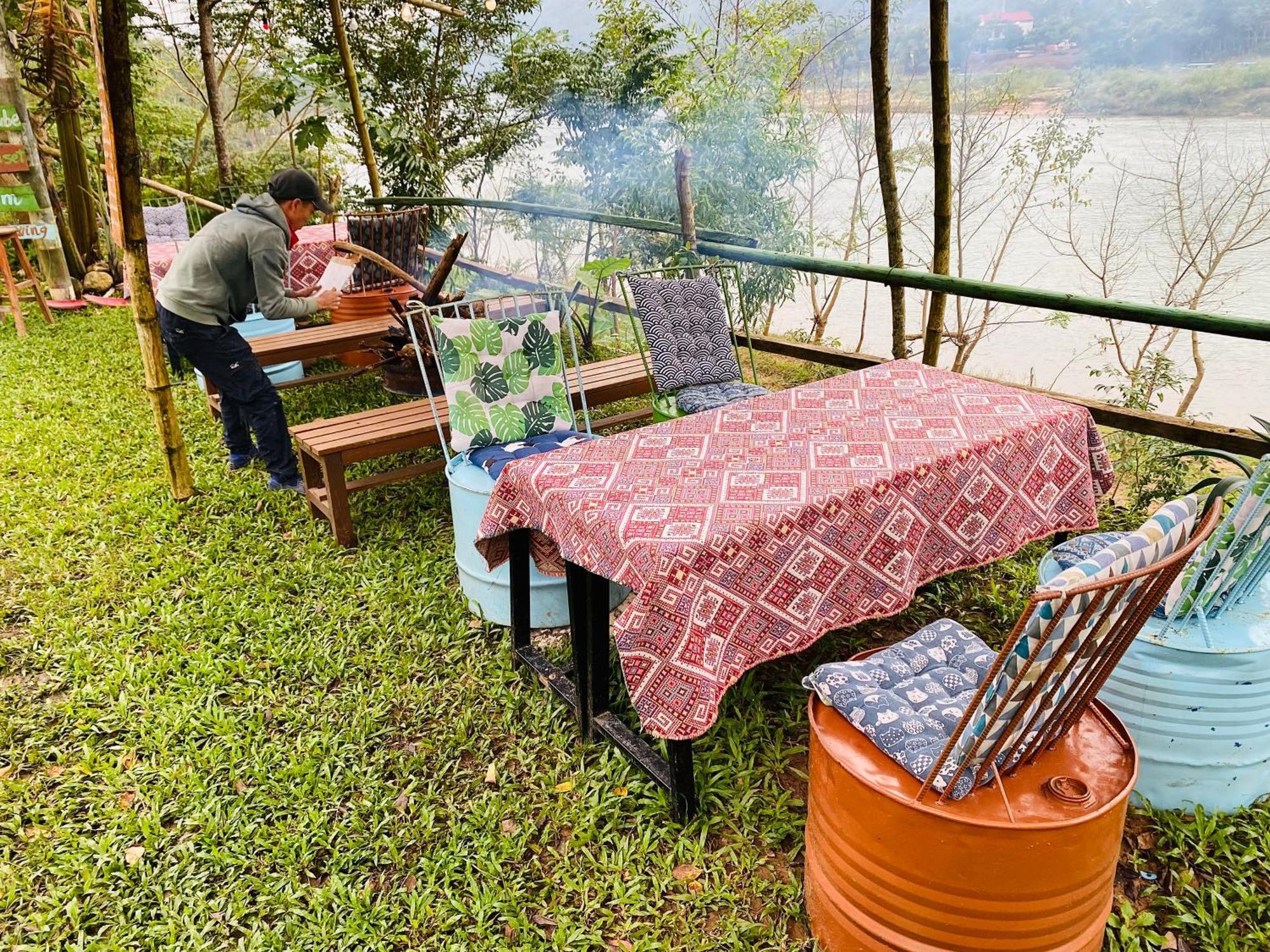 Son River Homestay Phong Nha Eksteriør billede